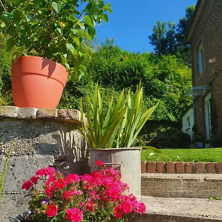 Rum i privatbostad Chambre Privee, A L'Ombre Des Pommiers *