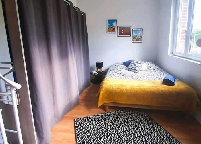 Chambre privée, A l'ombre des Pommiers Habitación en casa particular