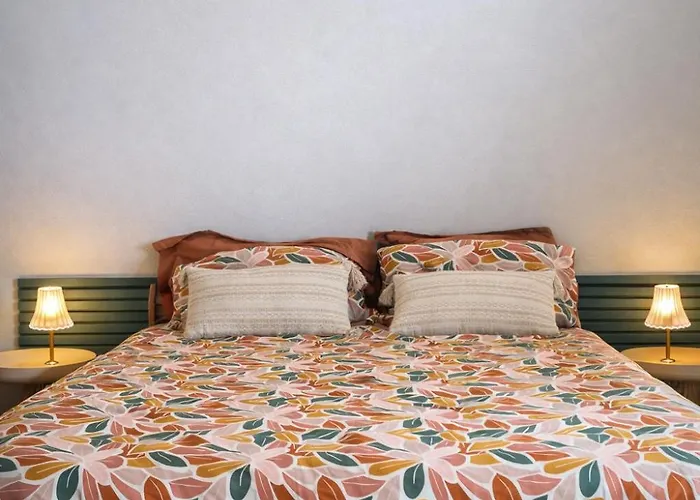 Privee, A L'ombre Des Pommiers *