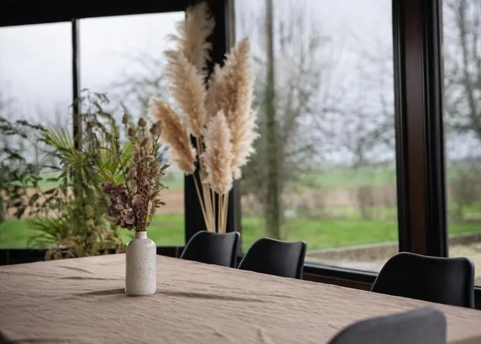 Privee, A L'ombre Des Pommiers Homestay *